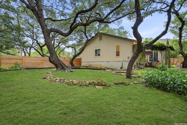 11223 Cedar Mtn, San Antonio, TX 78249