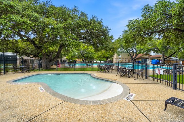 11223 Cedar Mtn, San Antonio, TX 78249