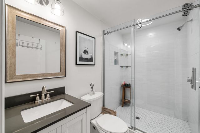 559 East 5th 1, Boston, MA 02127
