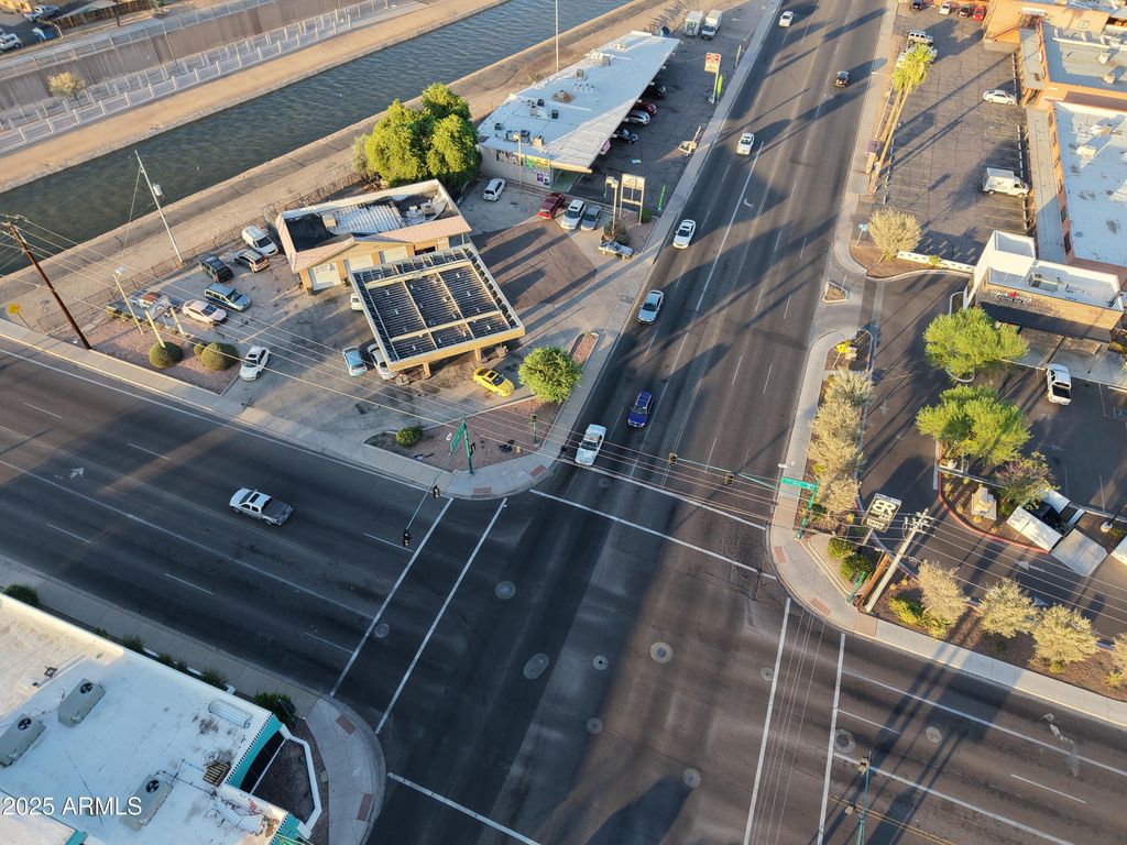 9001 N 7TH Avenue, Phoenix, AZ 85021 — exterior
