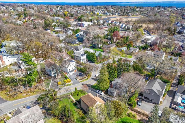 10 Harrison Drive, Larchmont, NY 10538