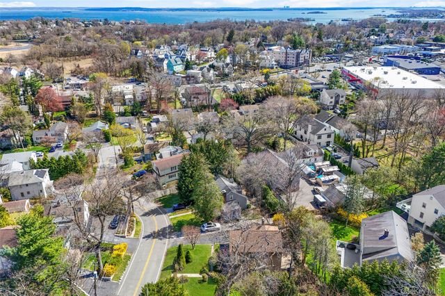 10 Harrison Drive, Larchmont, NY 10538