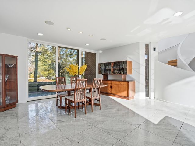 4708 Buckby Cross, Bloomfield Hills, MI 48302