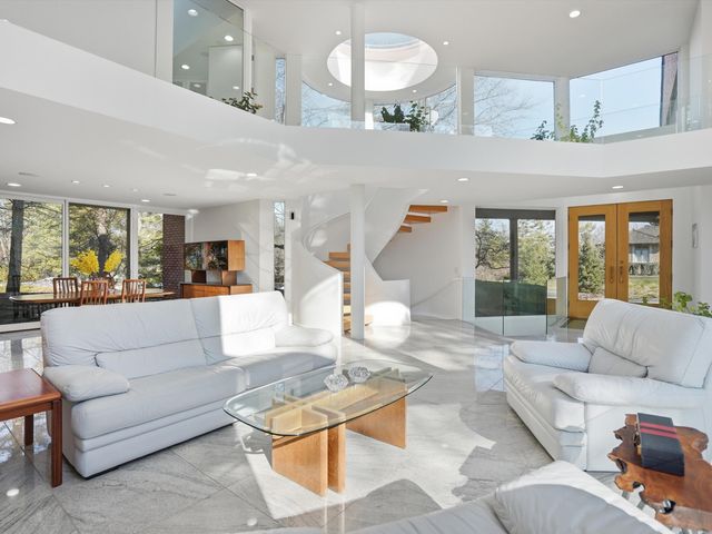 4708 Buckby Cross, Bloomfield Hills, MI 48302