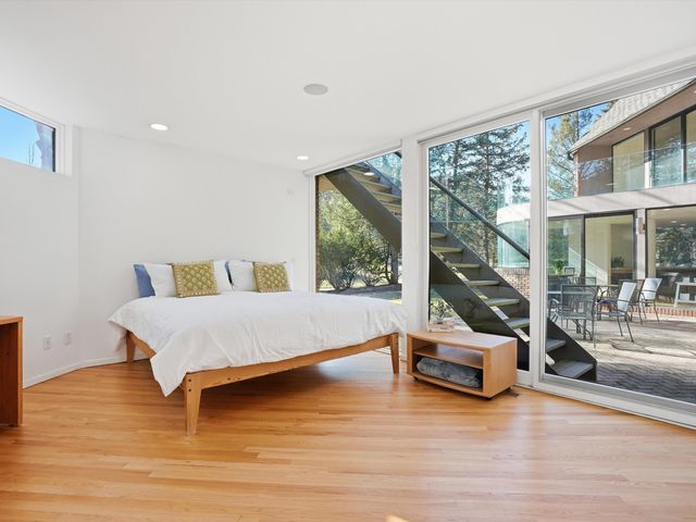 4708 Buckby Cross, Bloomfield Hills, MI 48302