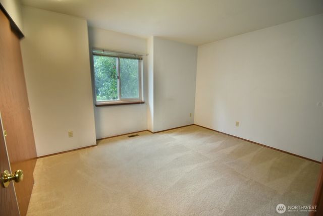21710 NE 156th Street, Woodinville, WA 98077