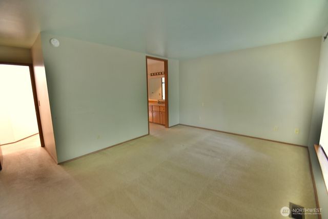 21710 NE 156th Street, Woodinville, WA 98077