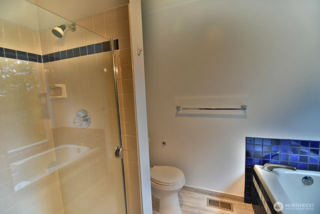 21710 NE 156th Street, Woodinville, WA 98077
