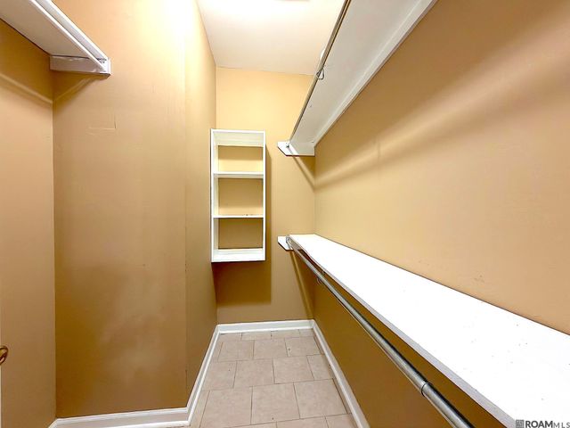 13348 Chase St, Gonzales, LA 70737