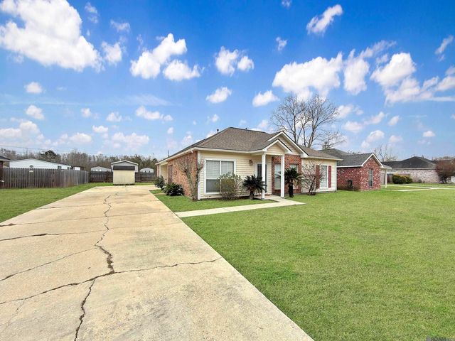 13348 Chase St, Gonzales, LA 70737