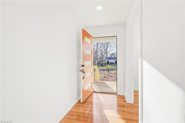 731 Quarterstaff Road, Winston-salem, NC 27104