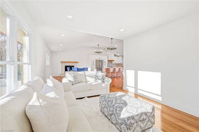 731 Quarterstaff Road, Winston-salem, NC 27104