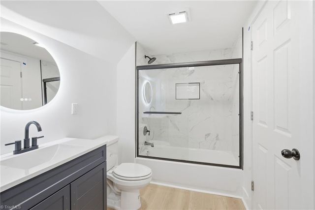 731 Quarterstaff Road, Winston-salem, NC 27104