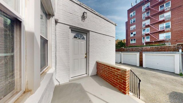 85-40 68th Avenue, Rego Park, NY 11374