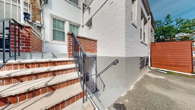 85-40 68th Avenue, Rego Park, NY 11374