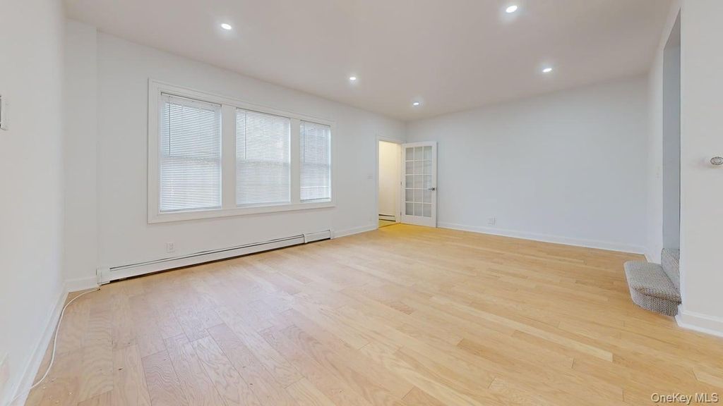 85-40 68th Avenue, Rego Park, NY 11374 — photo 3