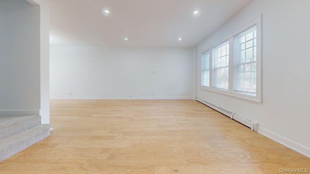 85-40 68th Avenue, Rego Park, NY 11374 — photo 4