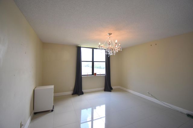 2768 S Carambola Circle S 302, Coconut Creek, FL 33066