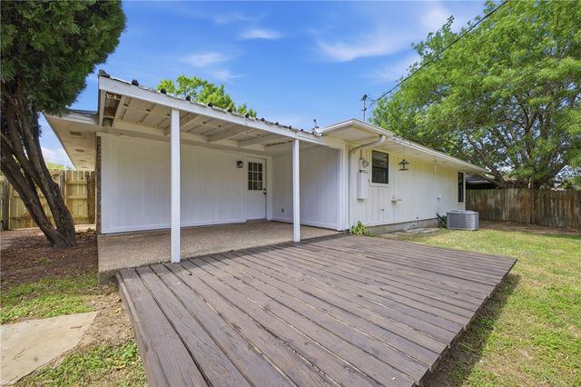 3303 Wildrye Drive, College Station, TX 77845