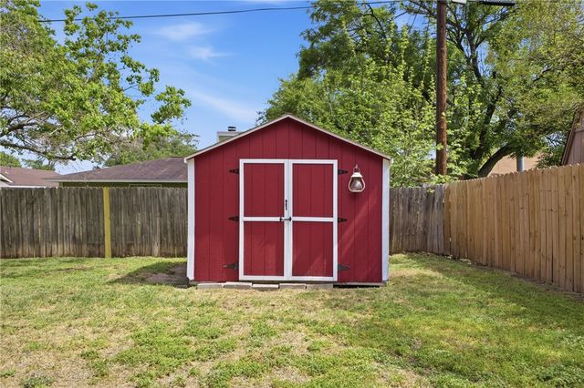 3303 Wildrye Drive, College Station, TX 77845