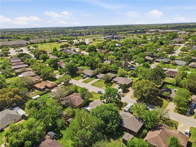 3303 Wildrye Drive, College Station, TX 77845