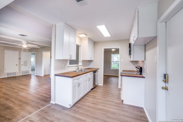 3323 Old Frg, San Antonio, TX 78230