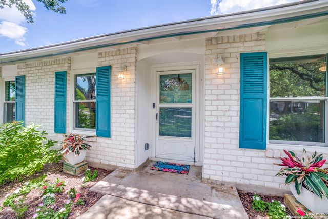 3323 Old Frg, San Antonio, TX 78230