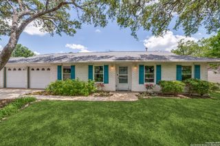3323 Old Frg, San Antonio, TX 78230