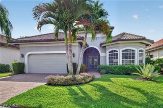 6040 Dogleg DR, Naples, FL 34113