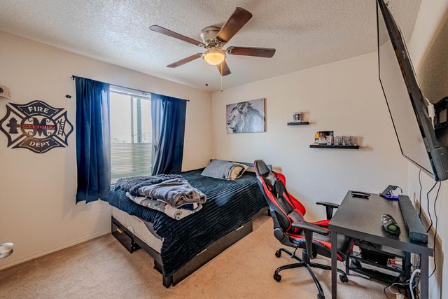2435 Pelizzano Drive SE, Rio Rancho, NM 87124