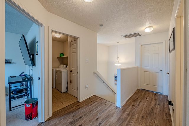 2435 Pelizzano Drive SE, Rio Rancho, NM 87124