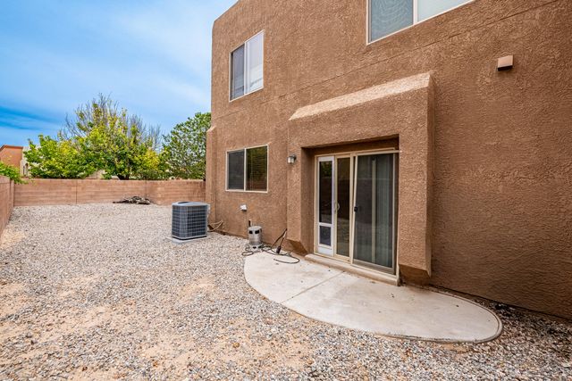 2435 Pelizzano Drive SE, Rio Rancho, NM 87124