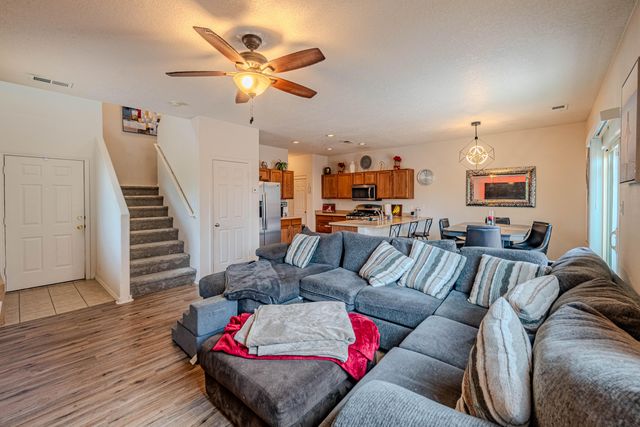 2435 Pelizzano Drive SE, Rio Rancho, NM 87124