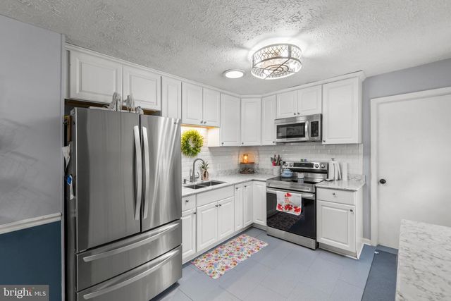 330 WARDENSVILLE GRADE, Winchester, VA 22602