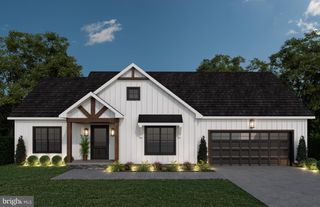 138 CENTER REAR STREET, Hanover, PA 17331