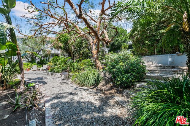 1323 N OLIVE Drive 31C, West Hollywood, CA 90069