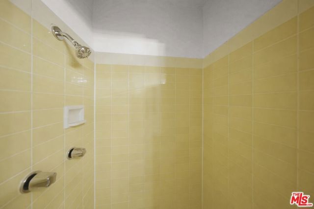 1323 N OLIVE Drive 31C, West Hollywood, CA 90069