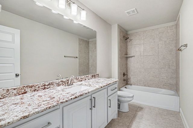 718 Cactus Creek Court, Godley, TX 76044