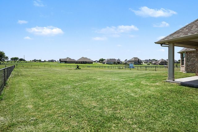 718 Cactus Creek Court, Godley, TX 76044