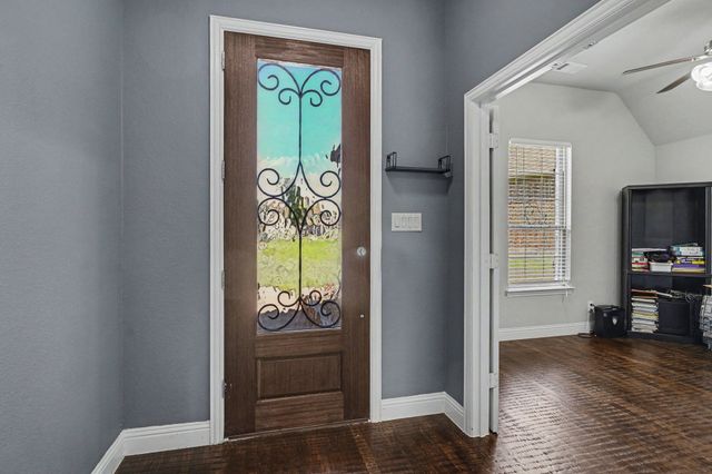 718 Cactus Creek Court, Godley, TX 76044