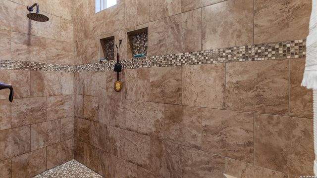 1909 Hunters Cove, New Braunfels, TX 78132