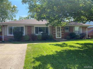 9432 Eucalyptus Drive, Affton, MO 63123