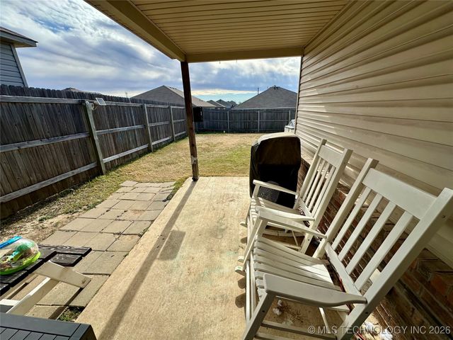 5864 E 146th Street S, Bixby, OK 74008