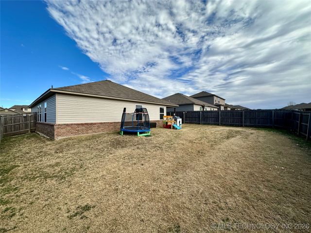 5864 E 146th Street S, Bixby, OK 74008