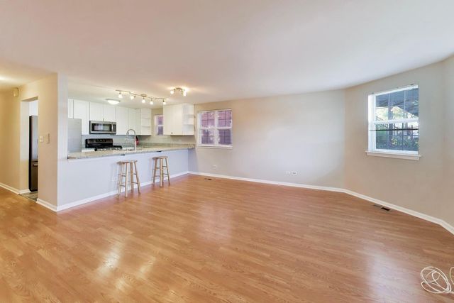 1453 N Larrabee Street A, Chicago, IL 60610