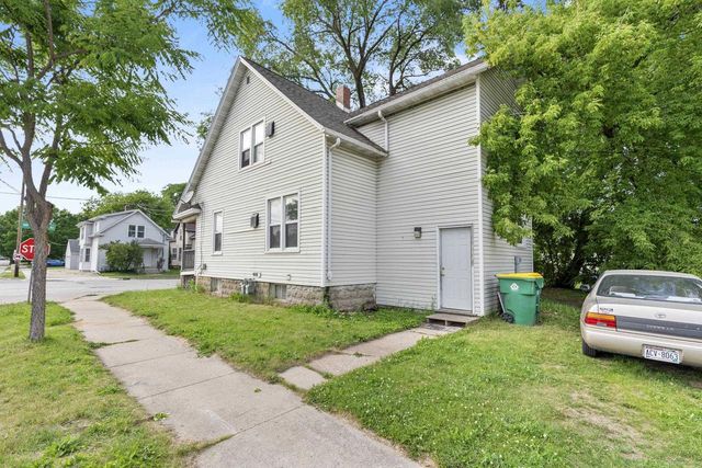 521 12TH AVENUE, Green Bay, WI 54303