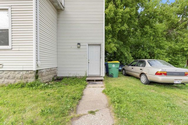 521 12TH AVENUE, Green Bay, WI 54303