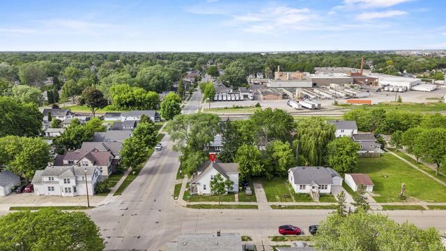 521 12TH AVENUE, Green Bay, WI 54303