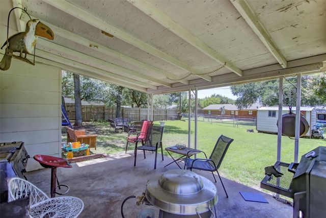 604 26th Avenue, Mineral Wells, TX 76067
