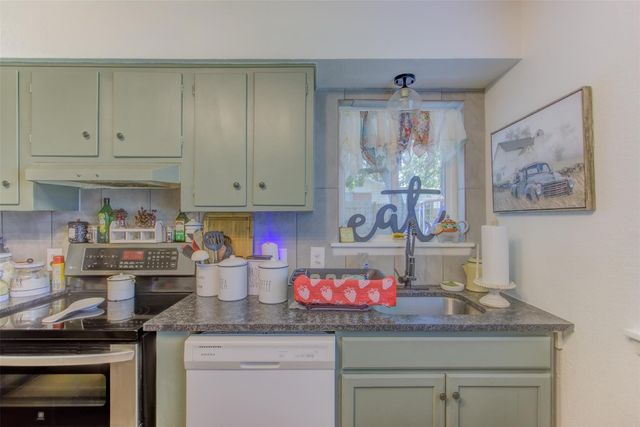 604 26th Avenue, Mineral Wells, TX 76067